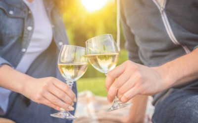 Consumir álcool aumenta o risco de desenvolver um melanoma?